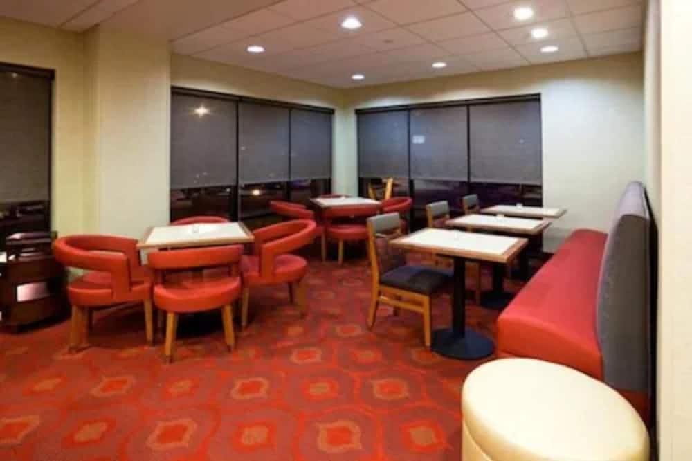 Hampton Inn Rockford Exteriör bild