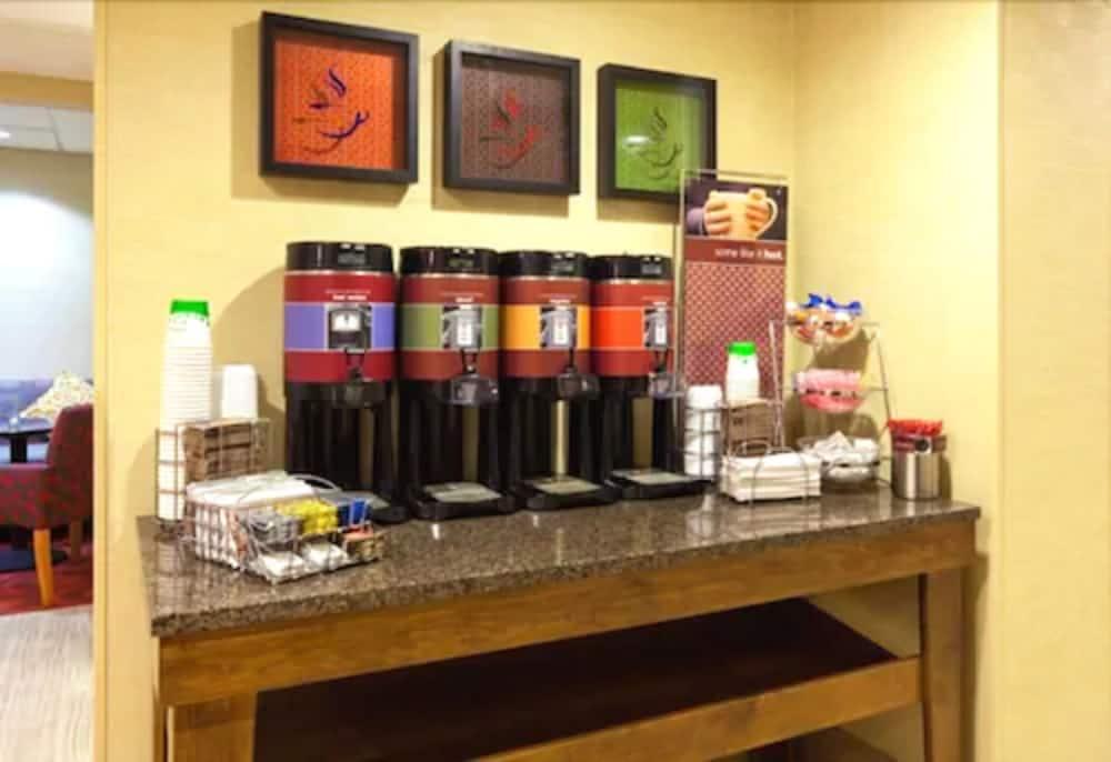 Hampton Inn Rockford Exteriör bild